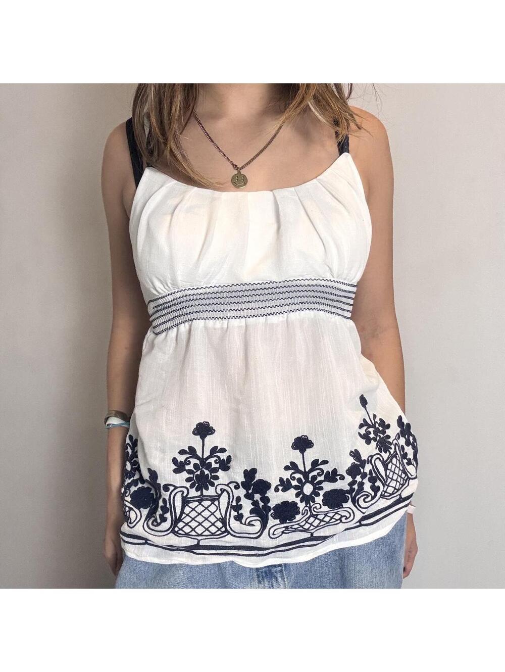 Heart Soul white navy babydoll top with waist back tie detail floral Size large